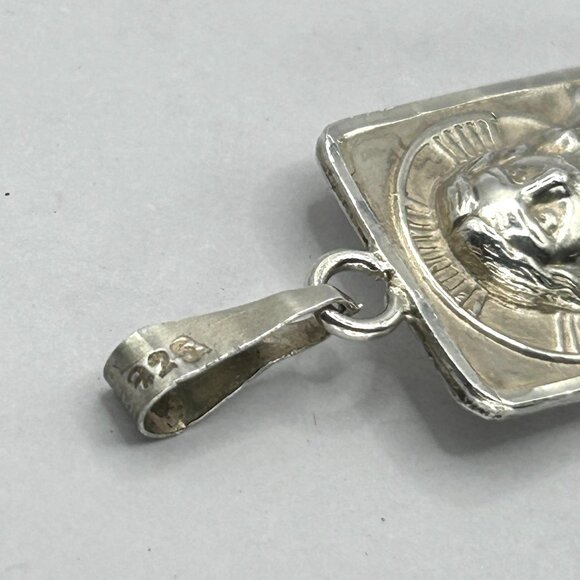 Vintage Mexico 925 Sterling Silver Jesus Christ & Mary Double Sided Pendant - Picture 7 of 7